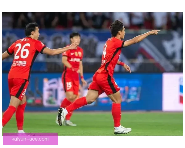 亚冠联赛新赛季的竞争力增强，球队表现备受期待